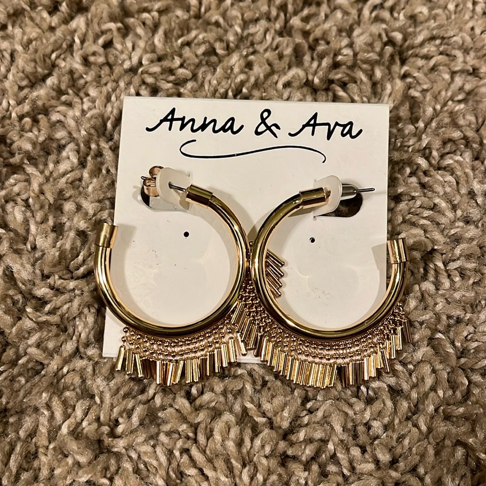 NWT Anna & Ava Gold Hoops